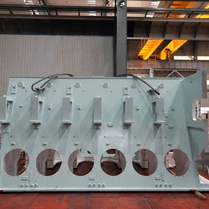 Large structural components - rack1