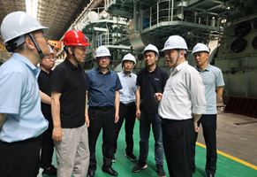南通工信局副局长一行带队来我司学习船舶行业发展先进经验,进一步推动通泰扬船舶海工产业集群协同发展