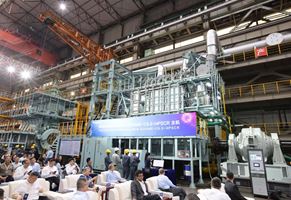 多凯柴油机(靖江)公司交付首台MAN船用低速主机